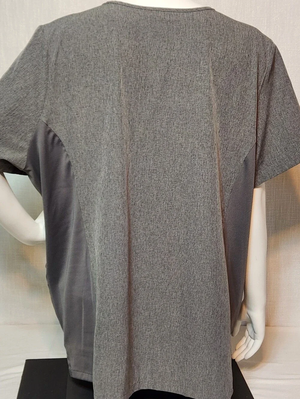 Hanes Gray Scrubs Top 3XL - Picture 4 of 6